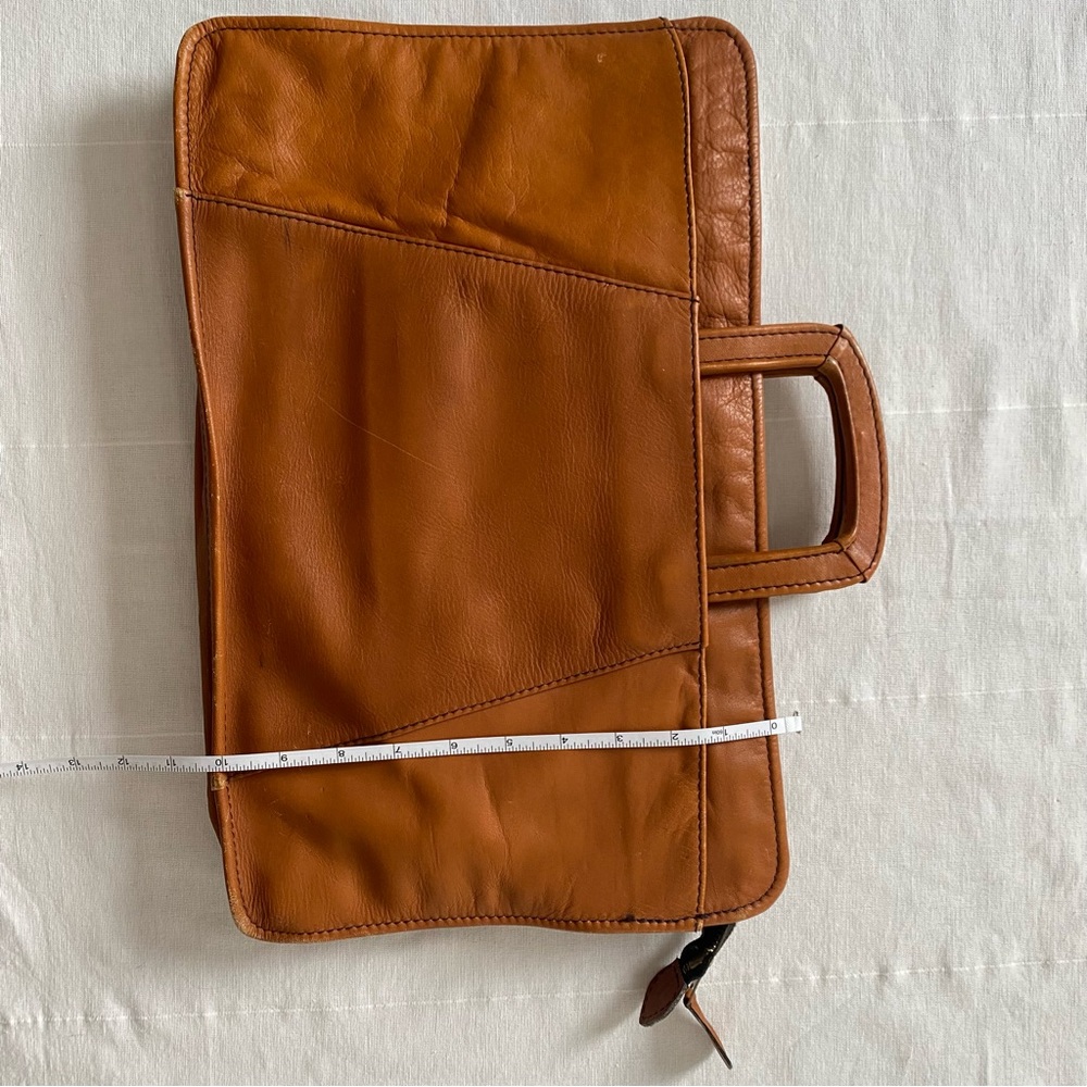 Vintage Classic Tan Leather Briefcase - Picture 11 of 11